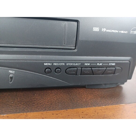 Sylvania 6240VE VCR/ VHS Player/ Video Cassette Recorder DA-4 Head No Remote - Picture 5 of 9